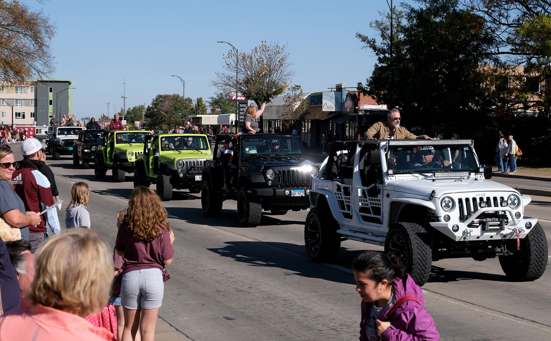 101622-nws-siu-homecoming-08.jpg